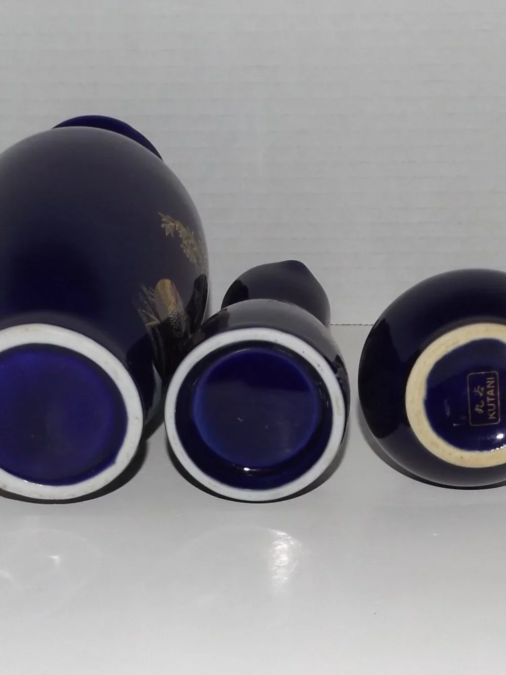3 Vintage Japanese Porcelain Cobalt Blue Painted Vases Kutani Gilt Trim